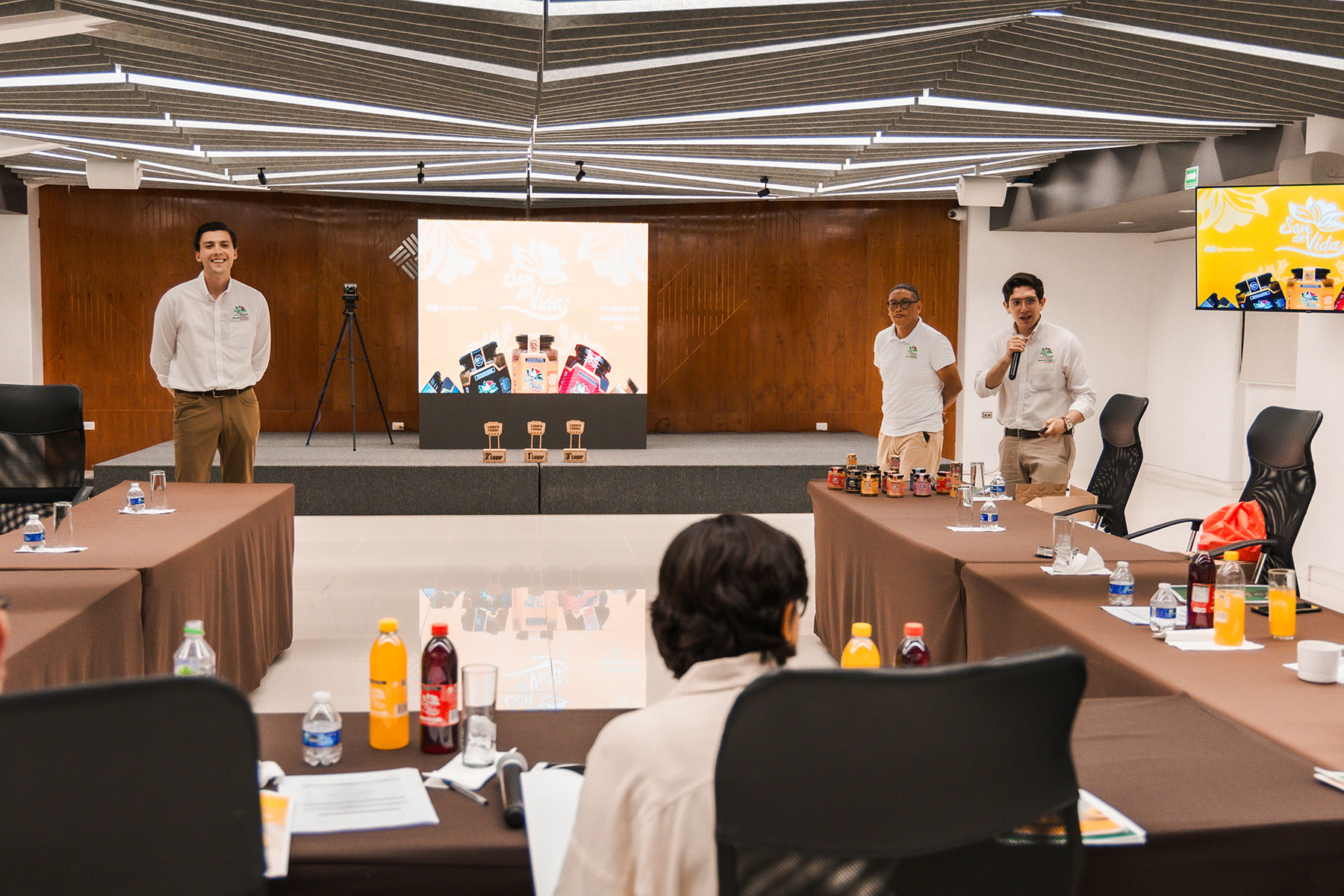 21 / 45 - Primer Concurso de Emprendimiento Lion&#039;s Den 2023