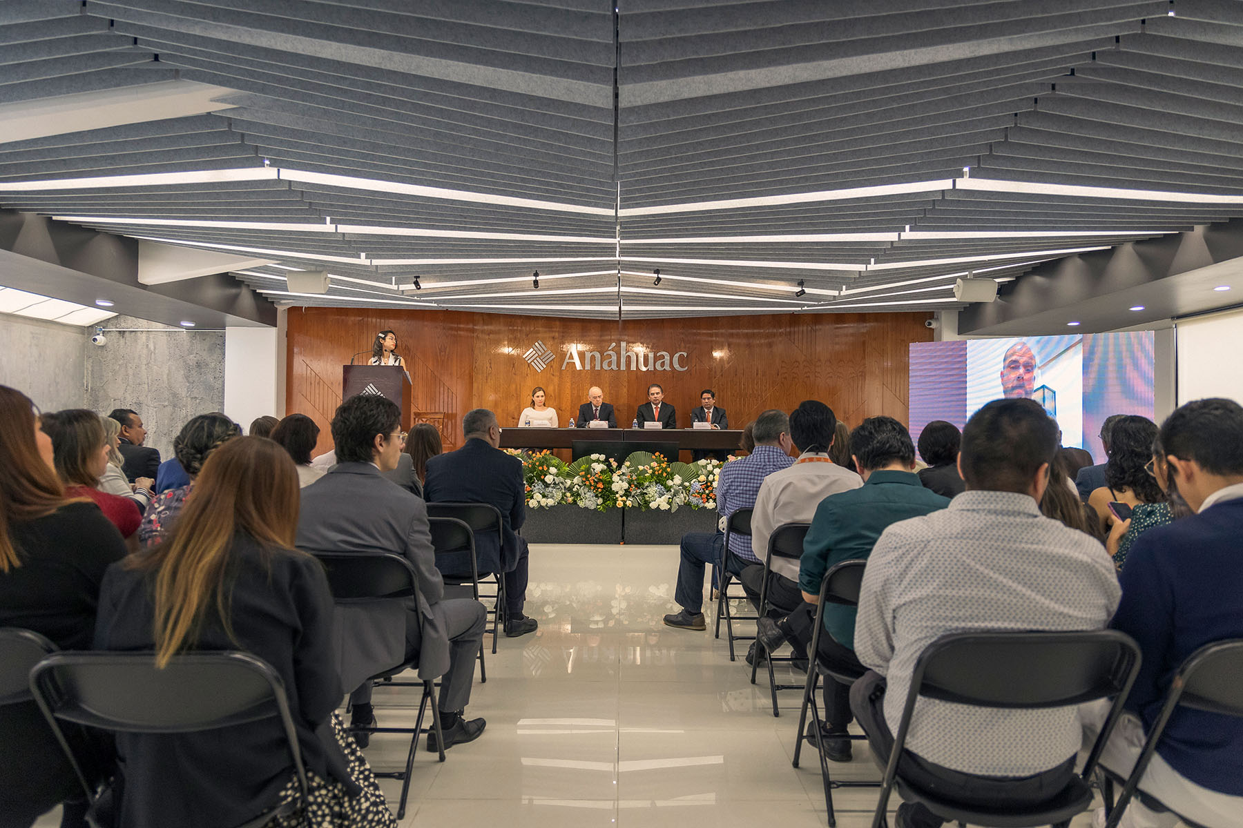 11 / 37 - Ceremonia de Agradecimiento al Dr. Francisco de Jesús Martínez Márquez