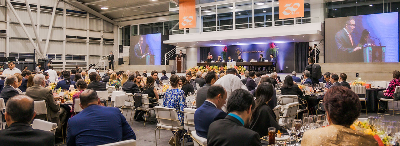 Nuestra Universidad Celebra 30 Años Formando Grandes Líderes y Mejores Personas