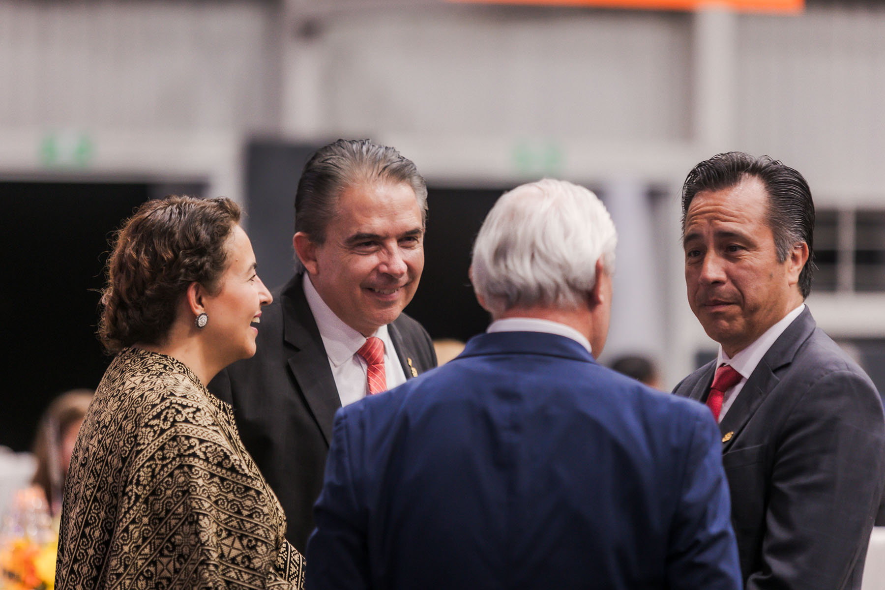 110 / 113 - Nuestra Universidad Celebra 30 Años Formando Grandes Líderes y Mejores Personas