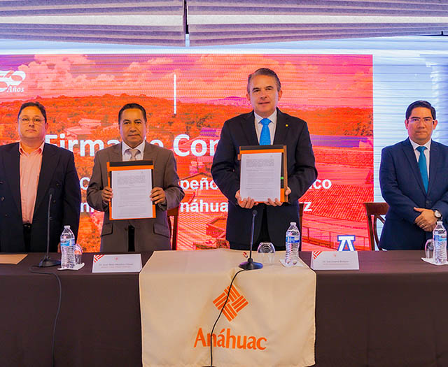 Firma de Convenio con el Colegio Xalapeño Odontológico