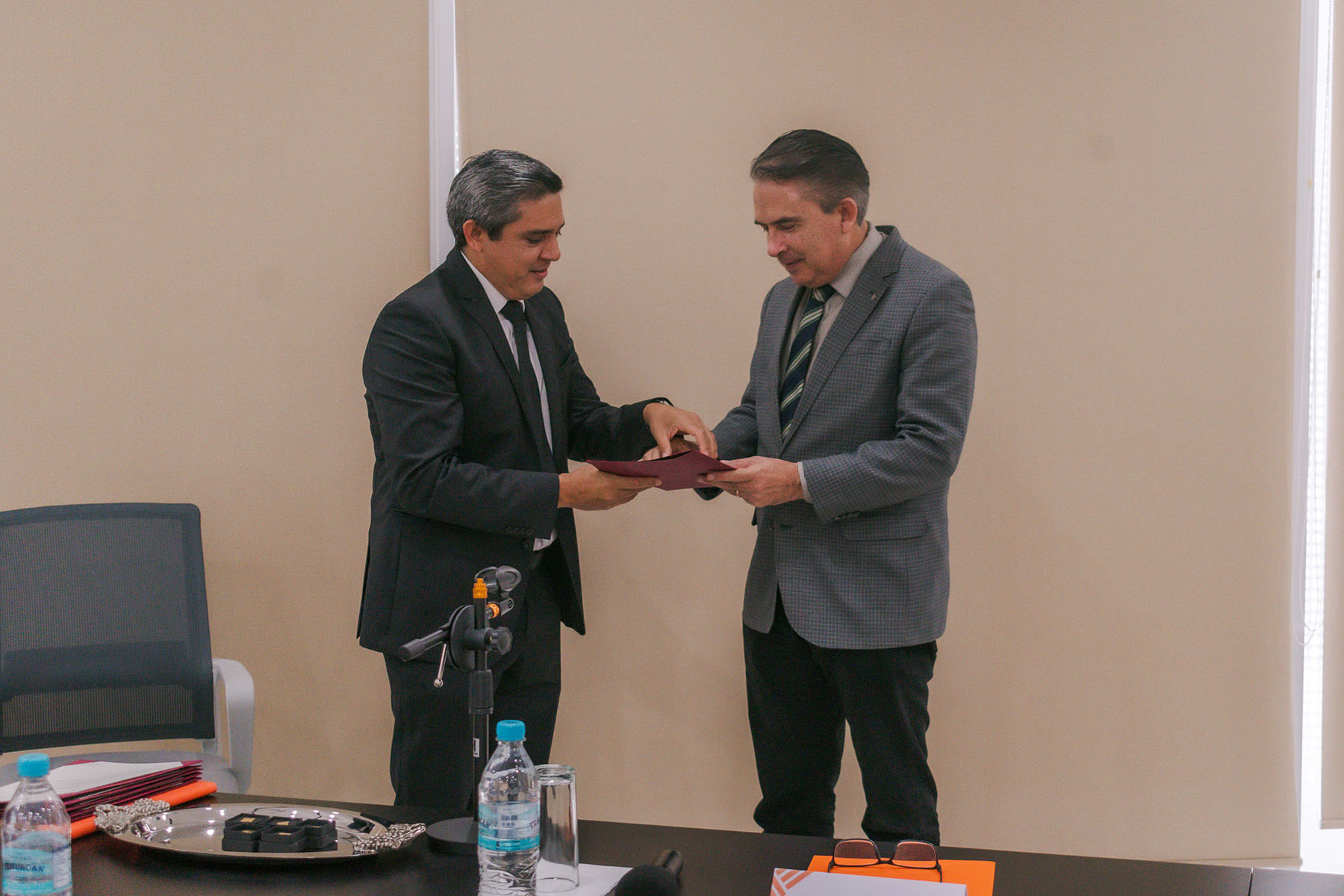 7 / 25 - Instauración del Consejo Consultivo Académico de la Escuela de Medicina 7 / 25 - Instauración del Consejo Consultivo Académico de la Escuela de Medicina