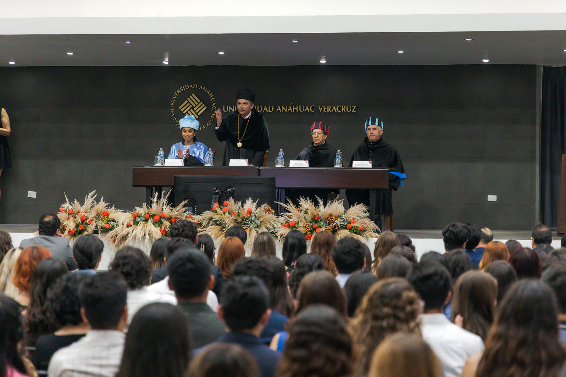 9 / 167 - Entrega de Premios Lux et Veritas y Ser Anáhuac: Galería Uno 9 / 167 - Entrega de Premios Lux et Veritas y Ser Anáhuac: Galería Uno
