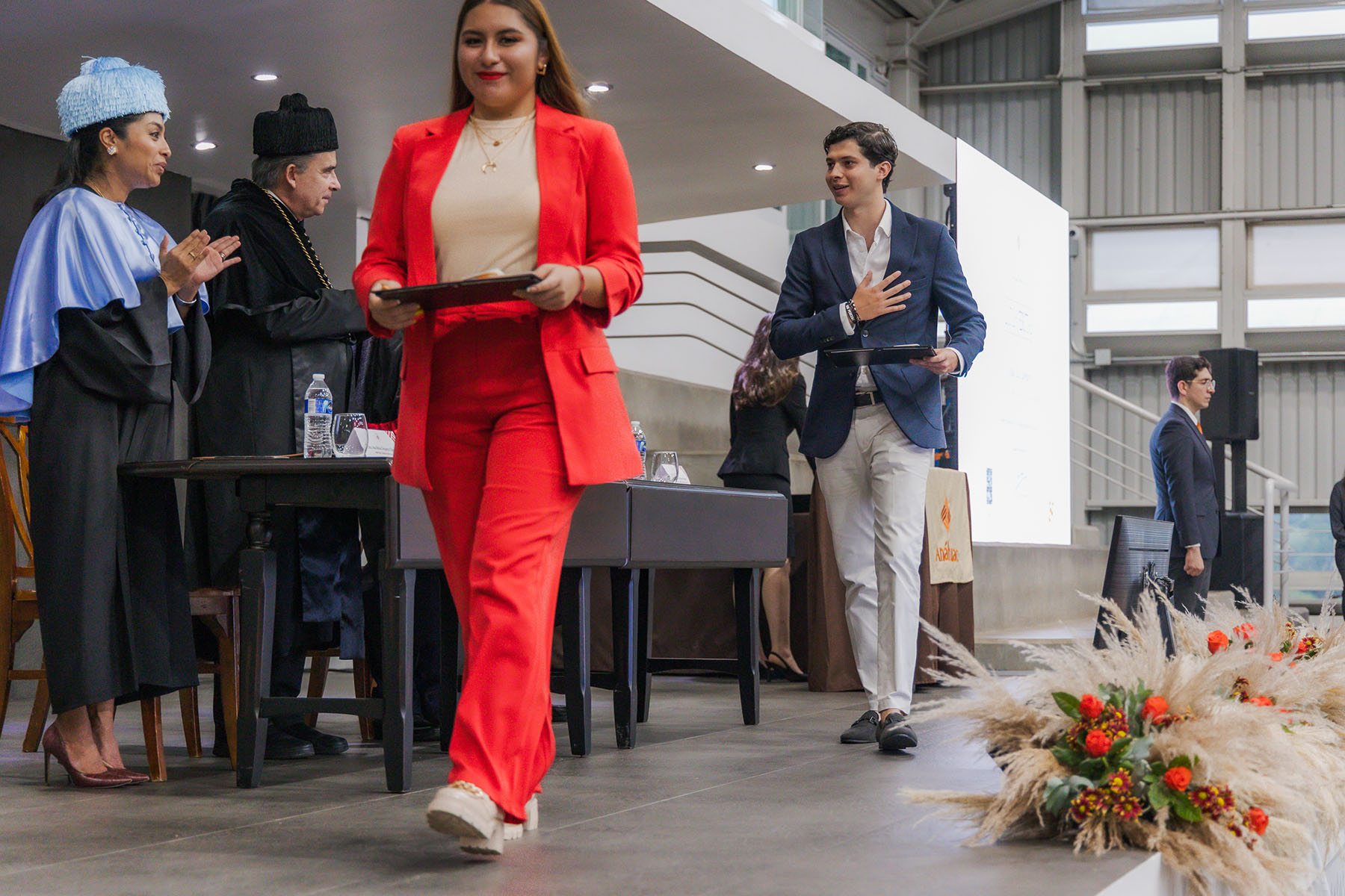 82 / 167 - Entrega de Premios Lux et Veritas y Ser Anáhuac: Galería Uno 82 / 167 - Entrega de Premios Lux et Veritas y Ser Anáhuac: Galería Uno