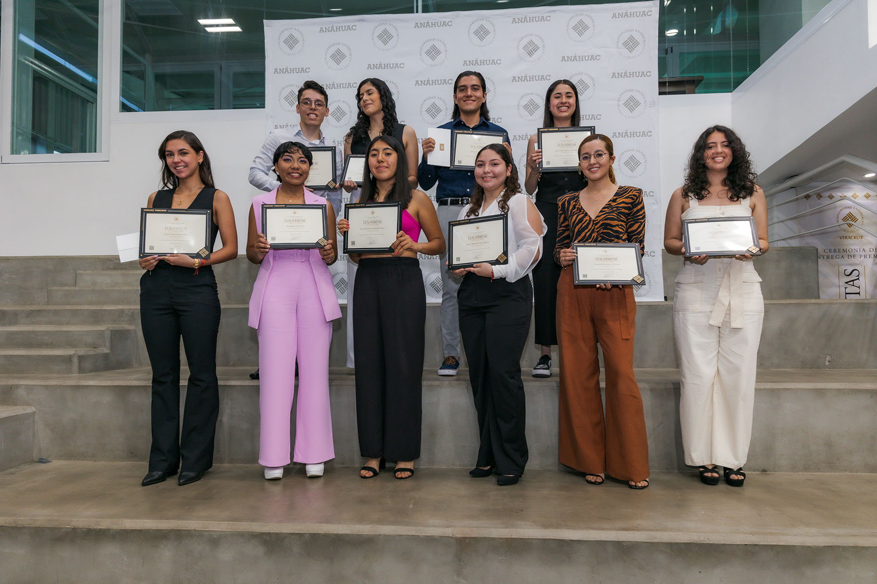 75 / 113 - Entrega de Premios Lux et Veritas y Ser Anáhuac: Galería Dos 75 / 113 - Entrega de Premios Lux et Veritas y Ser Anáhuac: Galería Dos