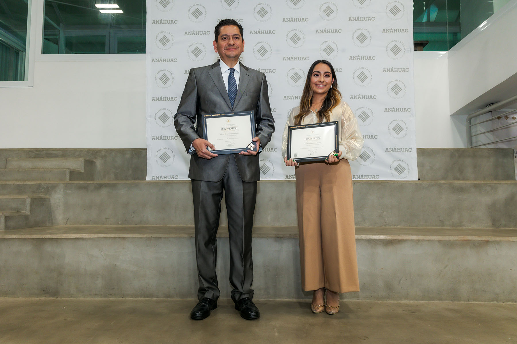 92 / 113 - Entrega de Premios Lux et Veritas y Ser Anáhuac: Galería Dos 92 / 113 - Entrega de Premios Lux et Veritas y Ser Anáhuac: Galería Dos