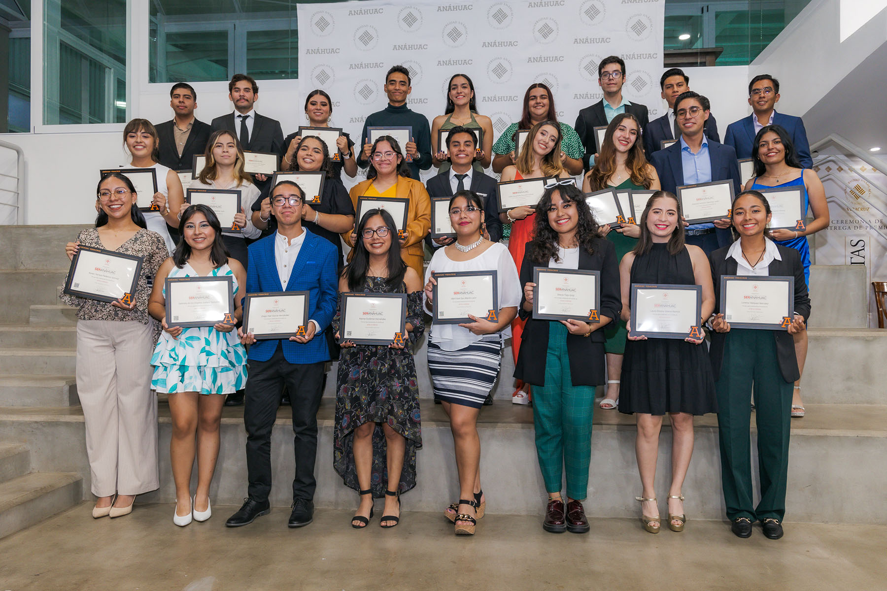 94 / 113 - Entrega de Premios Lux et Veritas y Ser Anáhuac: Galería Dos 94 / 113 - Entrega de Premios Lux et Veritas y Ser Anáhuac: Galería Dos