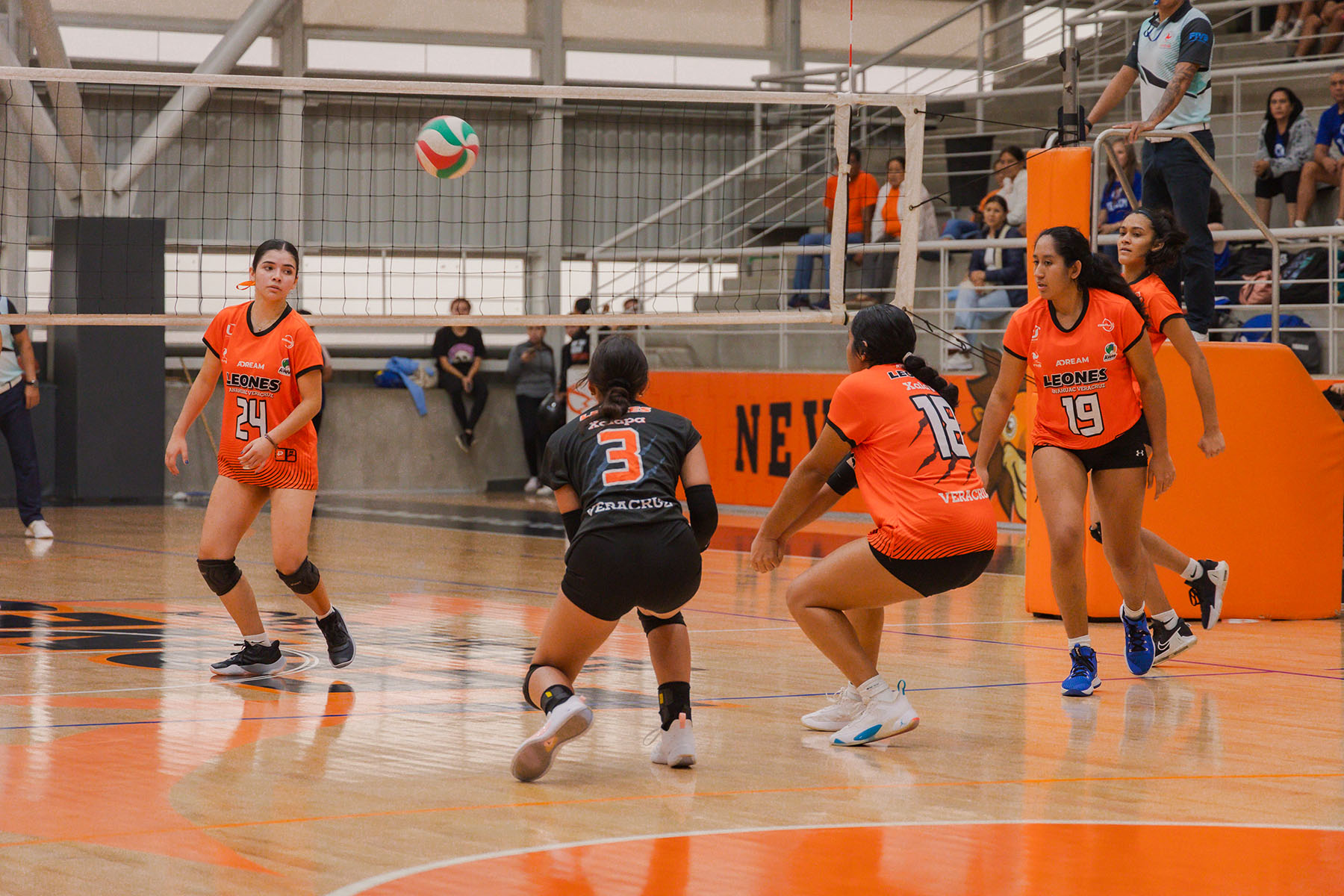 11 / 44 - Voleibol Varonil y Femenil en CONADEIP Conferencia Div 1 11 / 44 - Voleibol Varonil y Femenil en CONADEIP Conferencia Div 1