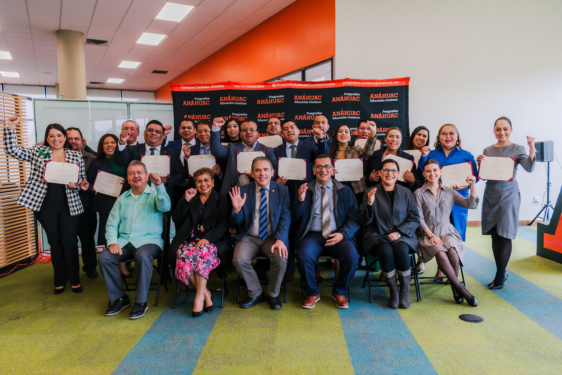 42 / 55 - Clausura del Diplomado en Desarrollo Directivo 42 / 55 - Clausura del Diplomado en Desarrollo Directivo