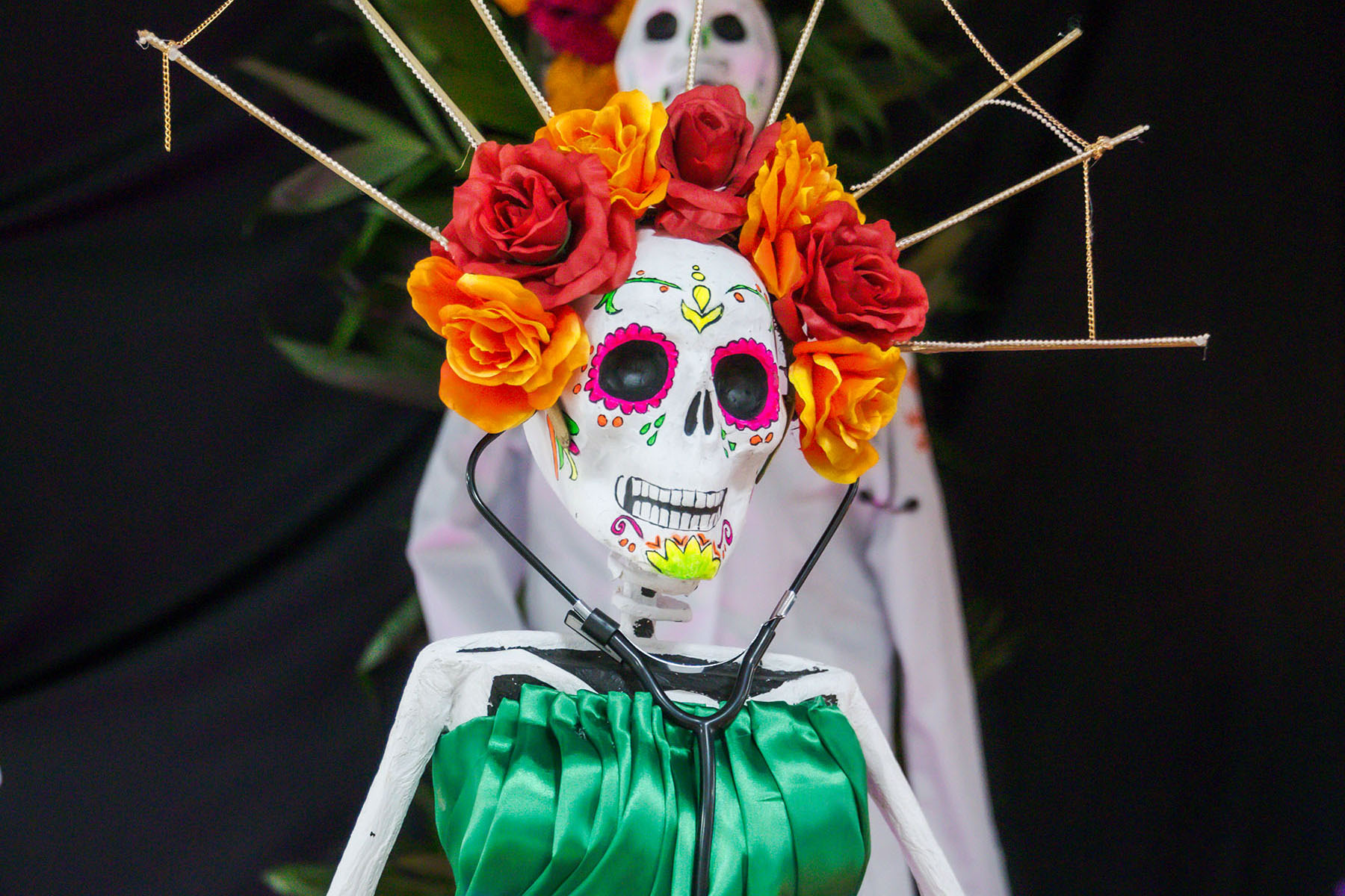 10 / 96 - Día de Muertos 2023: El Muerto al Pozo y el Vivo al Gozo 10 / 96 - Día de Muertos 2023: El Muerto al Pozo y el Vivo al Gozo