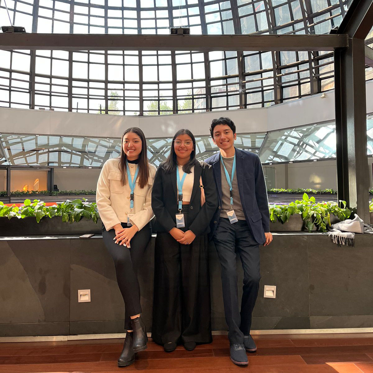 1 / 13 - Visita Empresarial a la Ciudad de México: Explorando el Mundo de los Negocios y las 1 / 13 - Visita Empresarial a la Ciudad de México: Explorando el Mundo de los Negocios y las