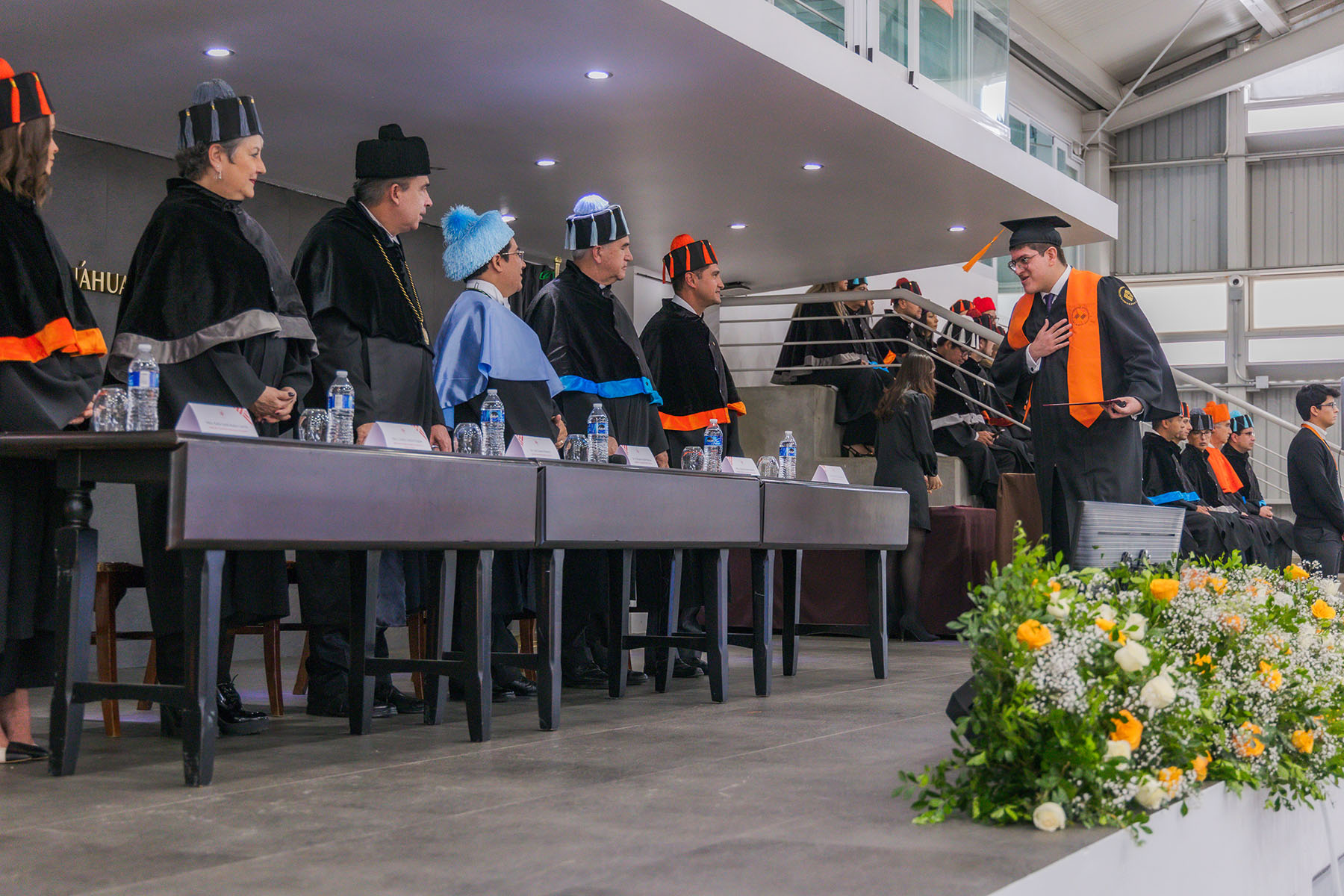 81 / 134 - Ceremonia de Conferimiento de Grado 2023: Galería Uno 81 / 134 - Ceremonia de Conferimiento de Grado 2023: Galería Uno