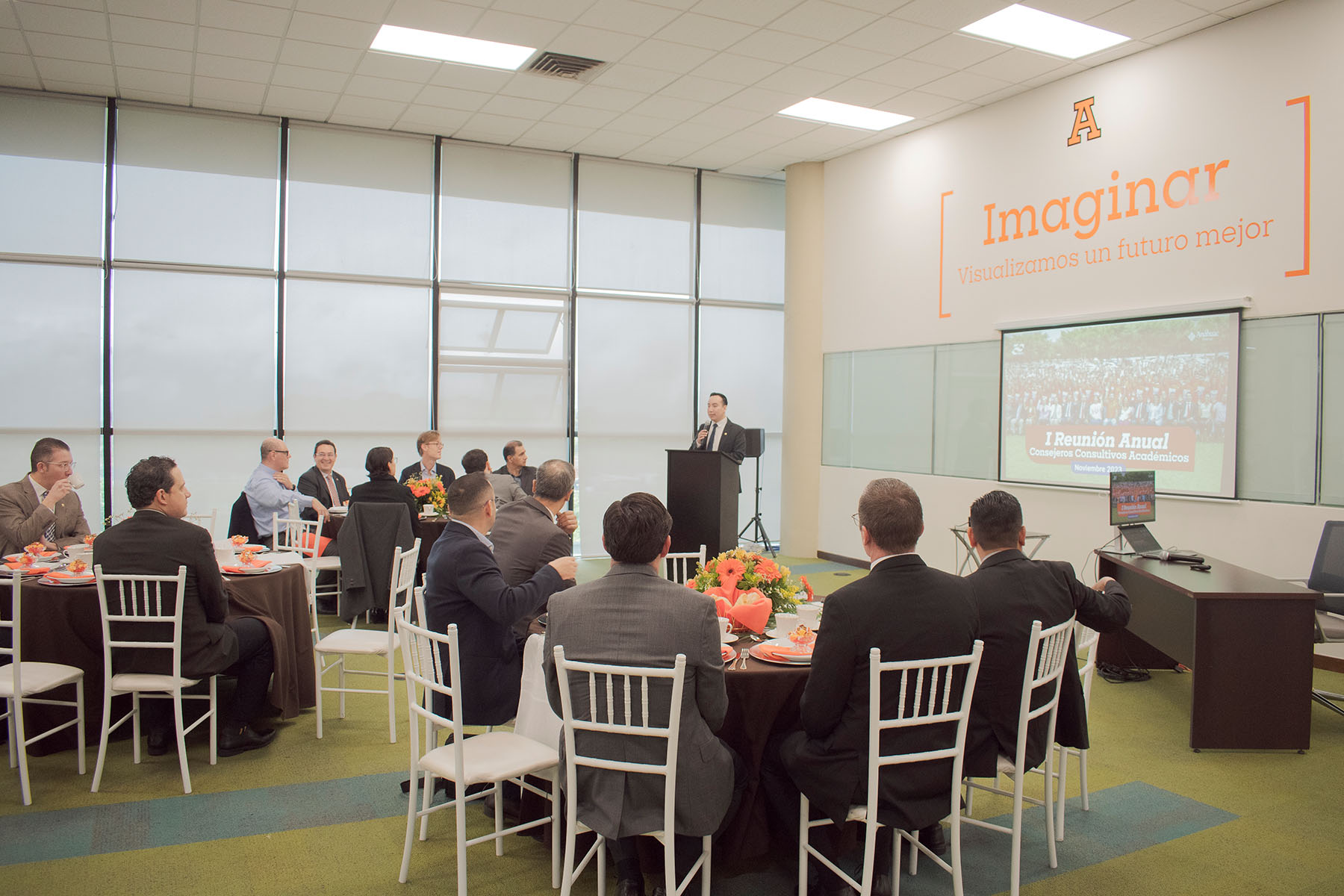 15 / 49 - Primer Desayuno de Consejeros Consultivos Académicos 15 / 49 - Primer Desayuno de Consejeros Consultivos Académicos