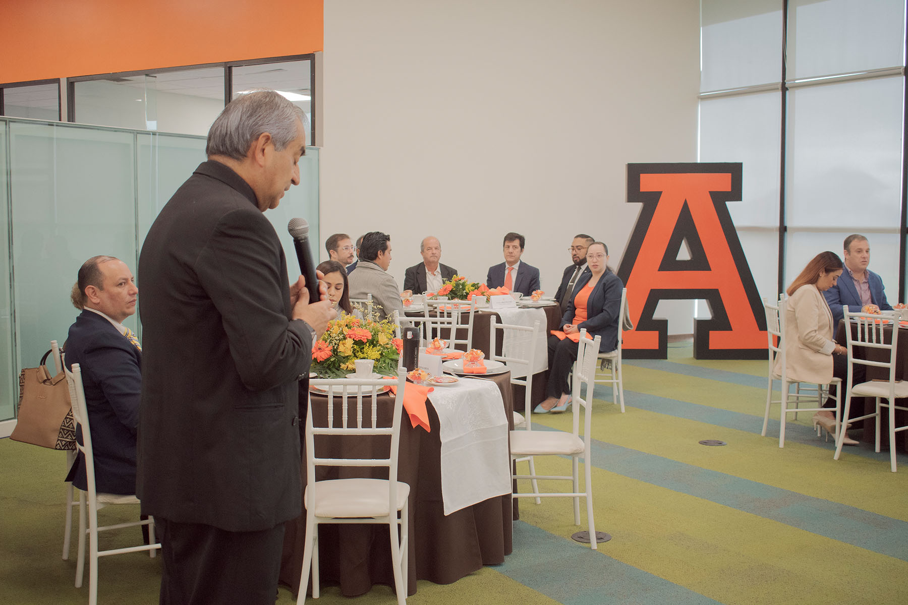 20 / 49 - Primer Desayuno de Consejeros Consultivos Académicos 20 / 49 - Primer Desayuno de Consejeros Consultivos Académicos