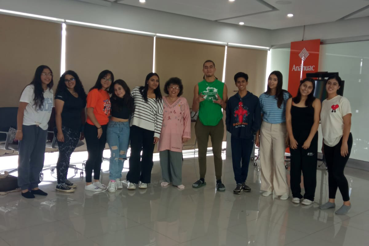 11 / 11 - Alumnos de Psicología Enriquecen su Formación con Talleres Experienciales 11 / 11 - Alumnos de Psicología Enriquecen su Formación con Talleres Experienciales