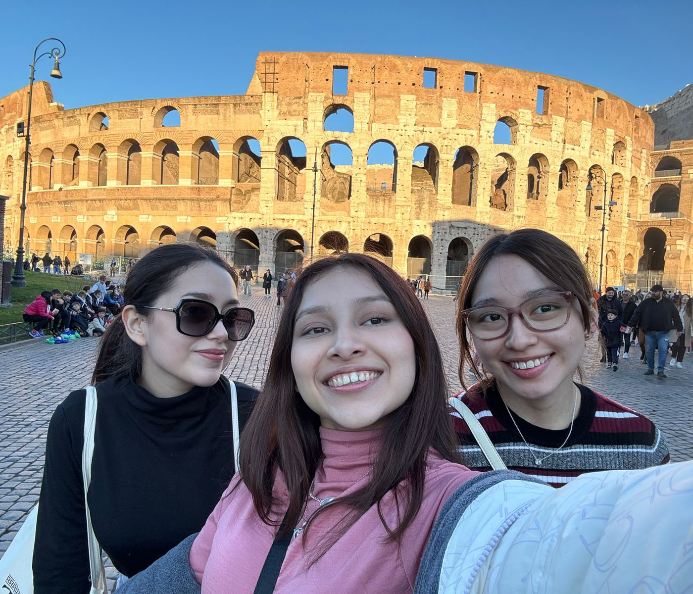 2 / 22 - Estudiantes Anáhuac en el Extranjero Inician Clases en Diferentes partes del Mundo 2 / 22 - Estudiantes Anáhuac en el Extranjero Inician Clases en Diferentes partes del Mundo