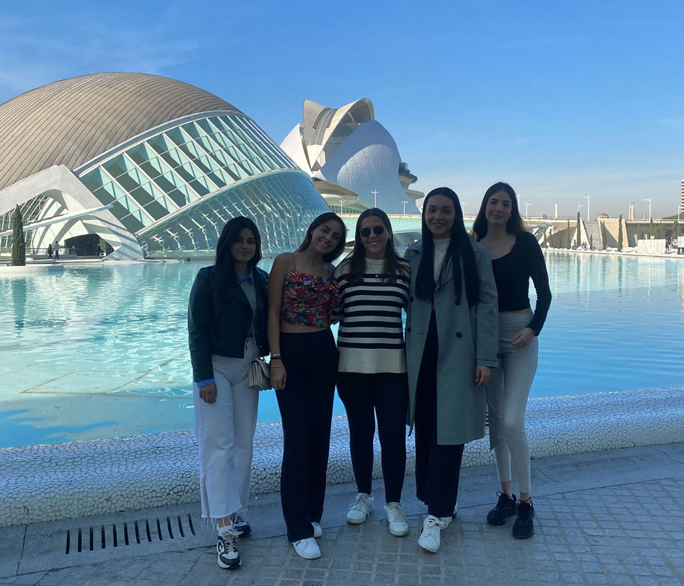 12 / 22 - Estudiantes Anáhuac en el Extranjero Inician Clases en Diferentes partes del Mundo 12 / 22 - Estudiantes Anáhuac en el Extranjero Inician Clases en Diferentes partes del Mundo