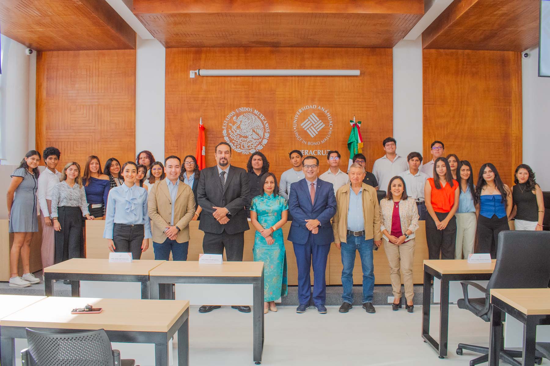 13 / 24 - Firma de Convenio de Colaboración con el Colegio Estatal de Médicos Veterinarios