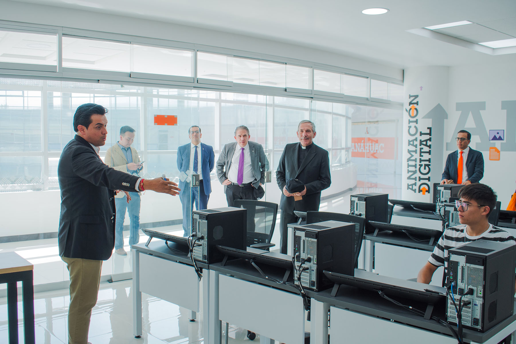 33 / 40 - Visita de Miembros de la Red Internacional de Universidades del Regnum Christi 33 / 40 - Visita de Miembros de la Red Internacional de Universidades del Regnum Christi