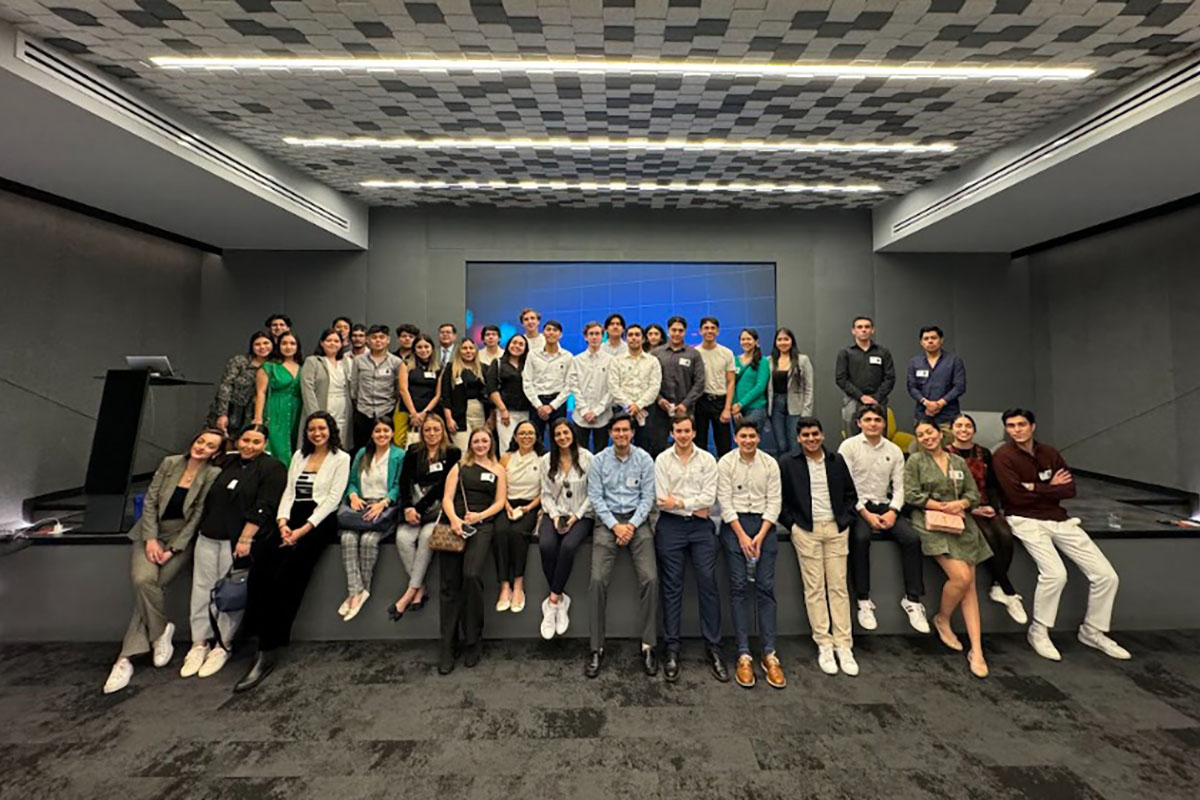 4 / 9 - Viaje Académico a la Ciudad de México por Alumnos de Dirección Financiera y Finanzas y 4 / 9 - Viaje Académico a la Ciudad de México por Alumnos de Dirección Financiera y Finanzas y