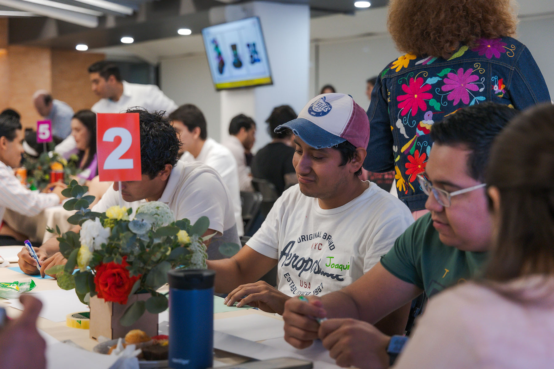 13 / 43 - Coffee Conect, Networking Exclusivo para Alumnos de Posgrados Edición 2024: Follow the