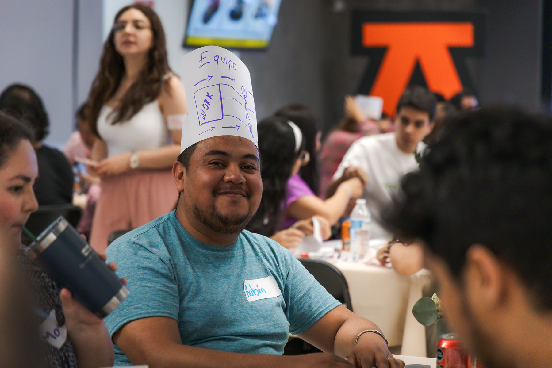 15 / 43 - Coffee Conect, Networking Exclusivo para Alumnos de Posgrados Edición 2024: Follow the