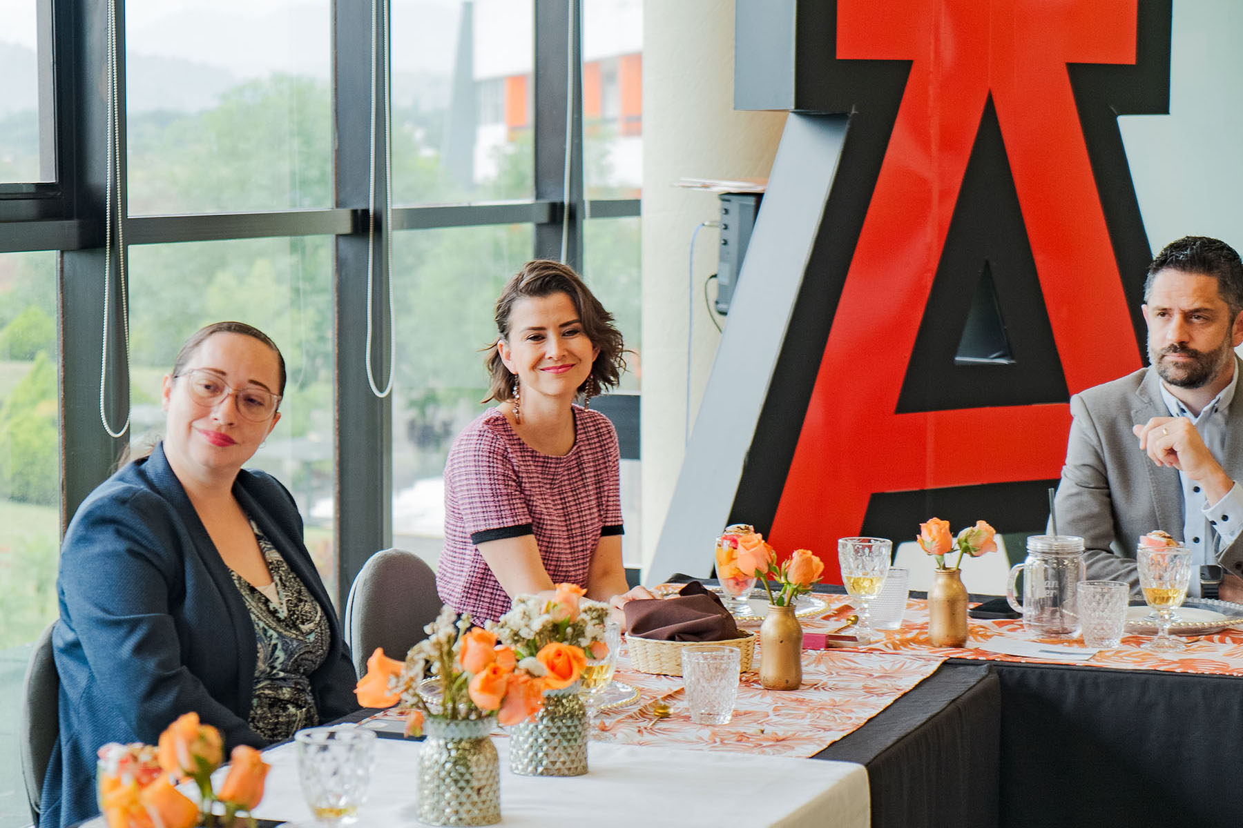 17 / 34 - La Meta Está Cerca: Maestría en Desarrollo del Capital Humano 17 / 34 - La Meta Está Cerca: Maestría en Desarrollo del Capital Humano