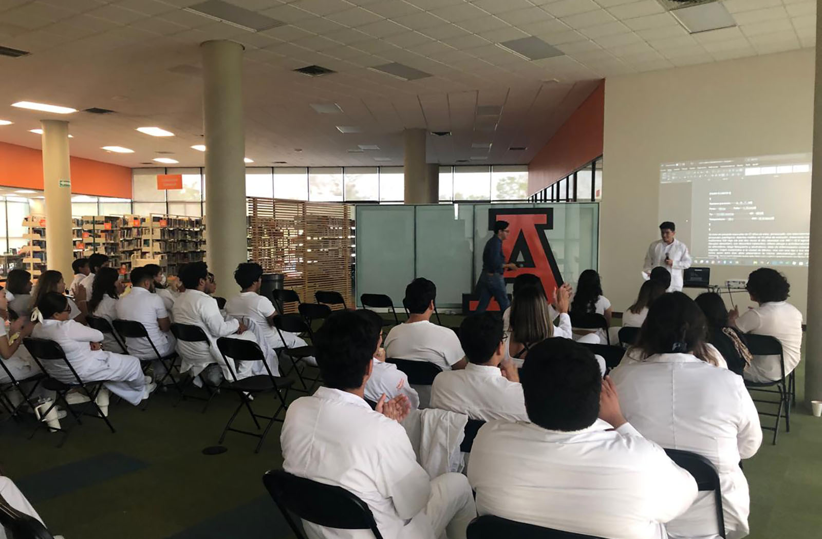 7 / 15 - 2.a Jornada Académica de la Escuela de Medicina: Una Celebración del Aprendizaje 7 / 15 - 2.a Jornada Académica de la Escuela de Medicina: Una Celebración del Aprendizaje