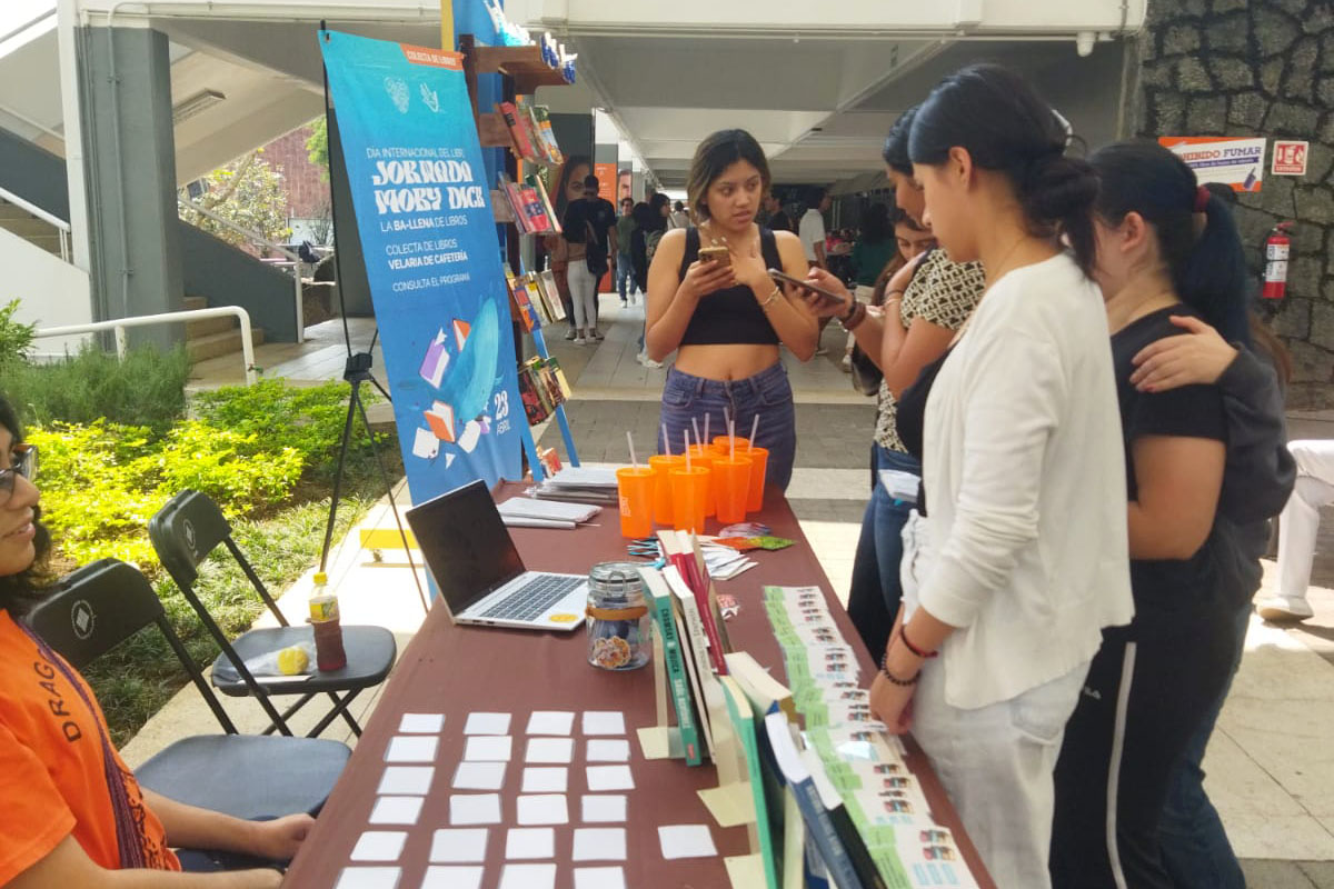 6 / 6 - La Biblioteca Anáhuac Celebra el Día Internacional del Libro 6 / 6 - La Biblioteca Anáhuac Celebra el Día Internacional del Libro