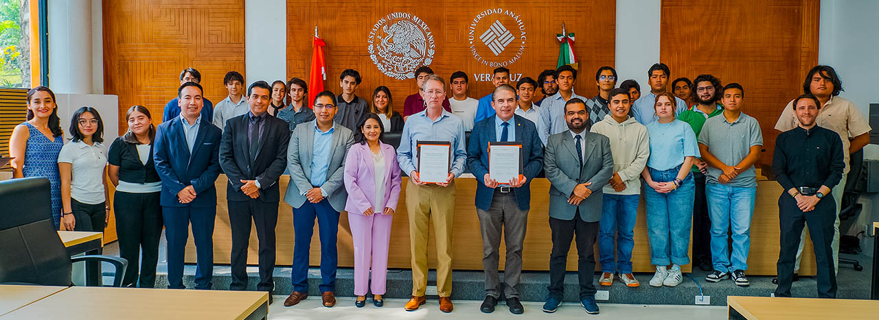 Firma de Convenio de Colaboración con AKWEL