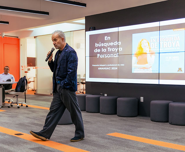 En Búsqueda de Troya