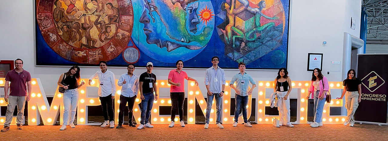 Alumnos de Ingeniería Industrial Asisten al Congreso Empréndete en Monterrey