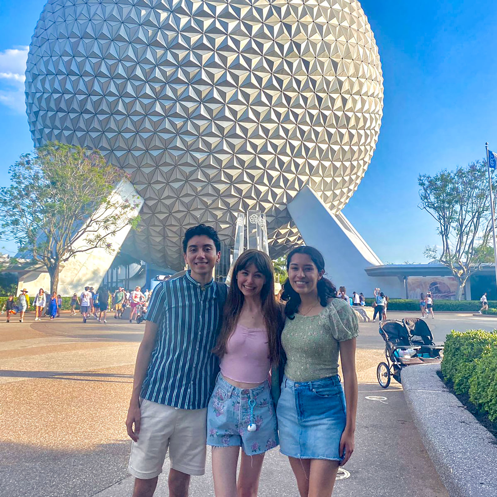 15 / 35 - Disney International College Program 2024 15 / 35 - Disney International College Program 2024