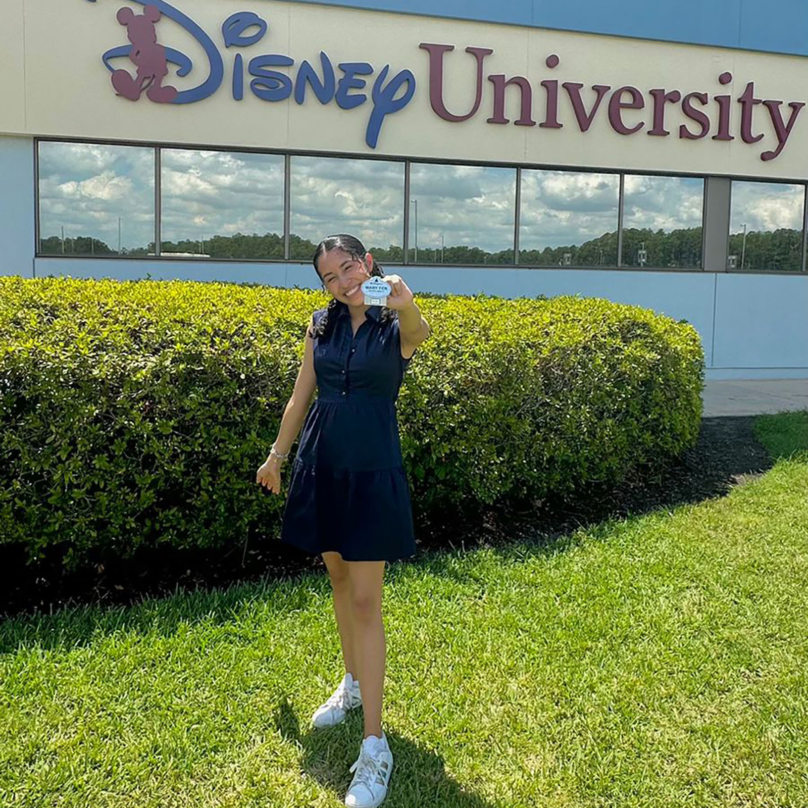 32 / 35 - Disney International College Program 2024 32 / 35 - Disney International College Program 2024