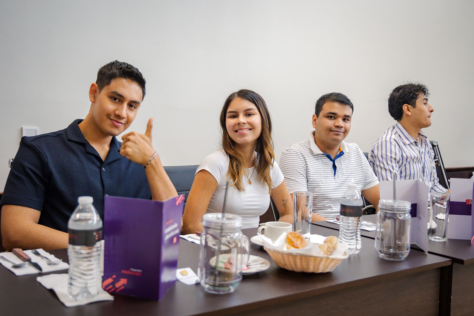 1 / 52 - La Meta Está Cerca: Clausura de la Maestría en Administración Pública y la Maestría