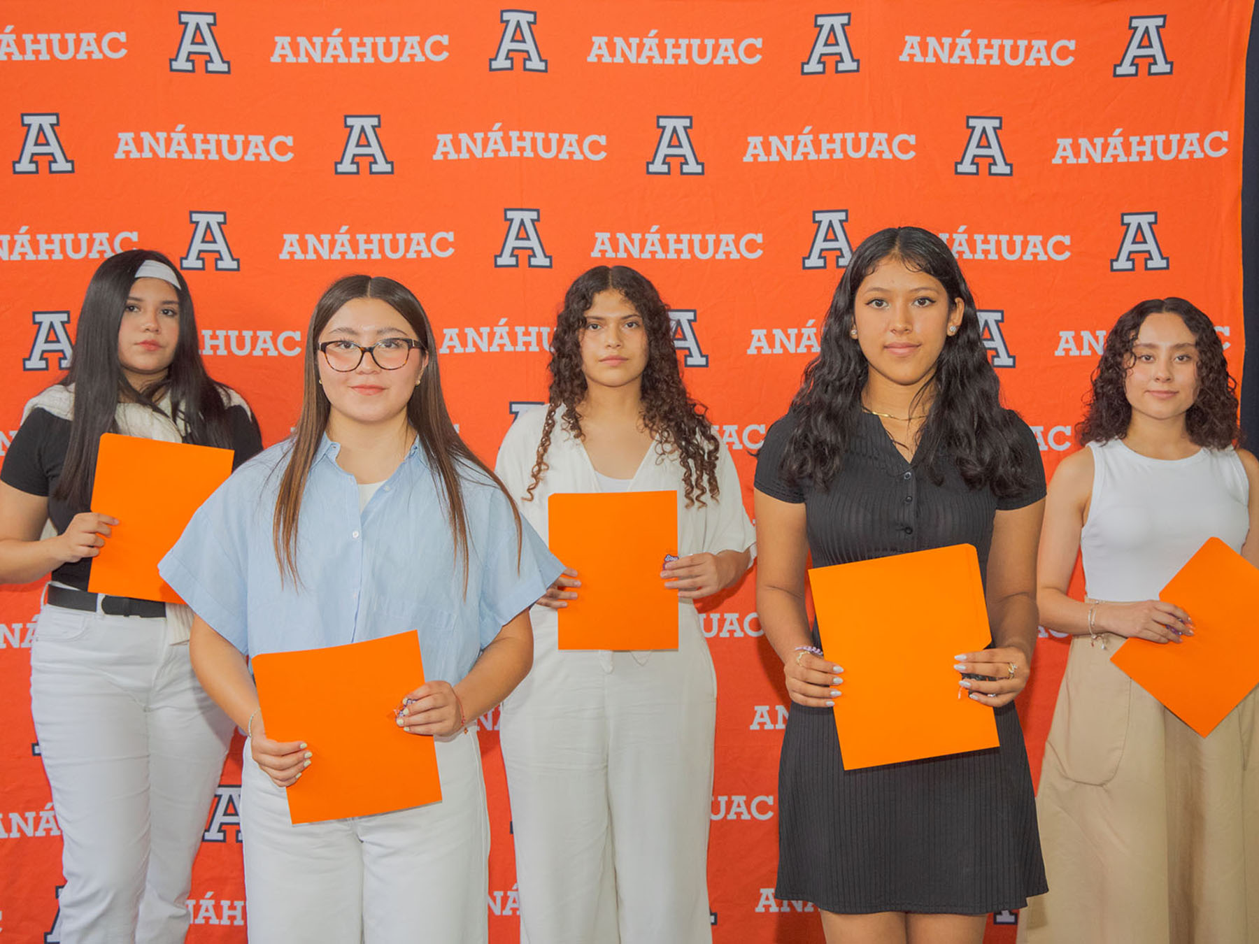 3 / 105 - Soy Anáhuac 2024 3 / 105 - Soy Anáhuac 2024