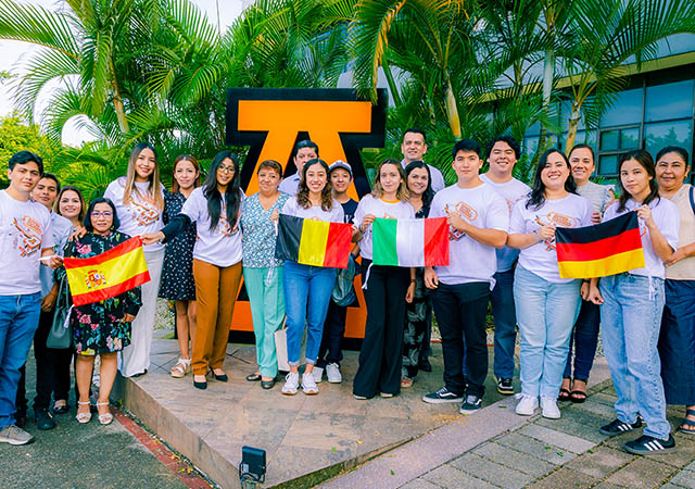Alumnos Internacionales 2024: Orgullo y Representación en el Extranjero
