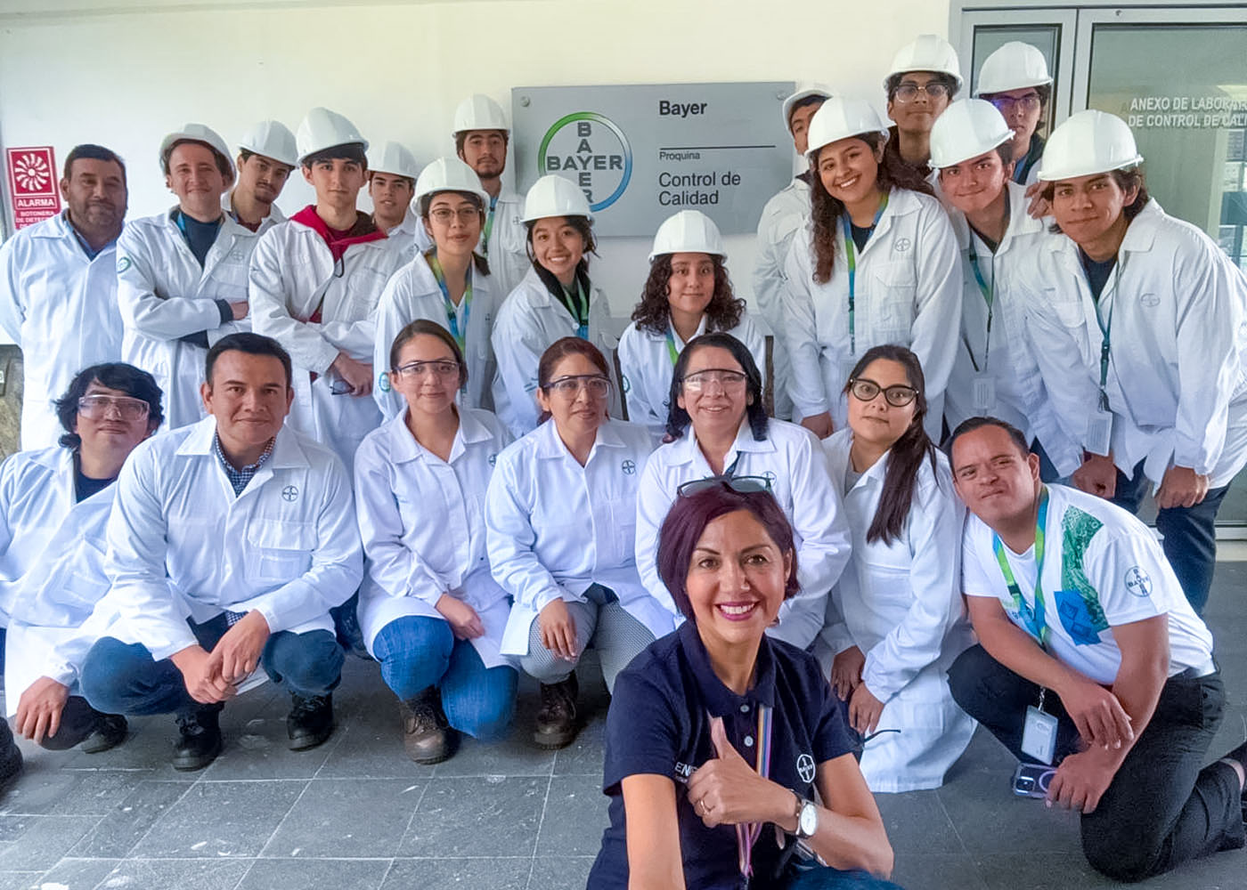 1 / 10 - Día de la Juventud Bayer 1 / 10 - Día de la Juventud Bayer