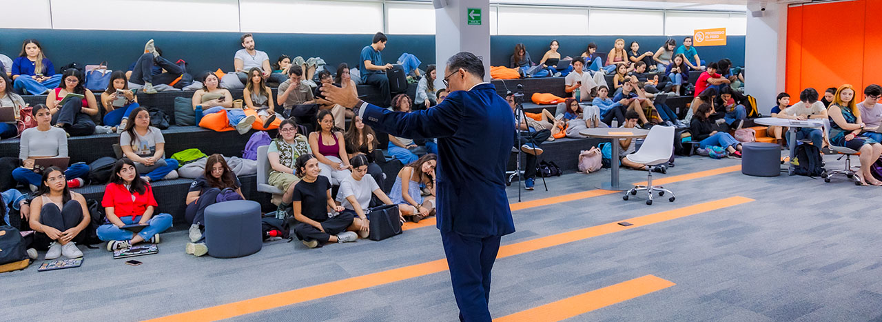 Emprender vs Redes Sociales: ¿Qué hacemos?