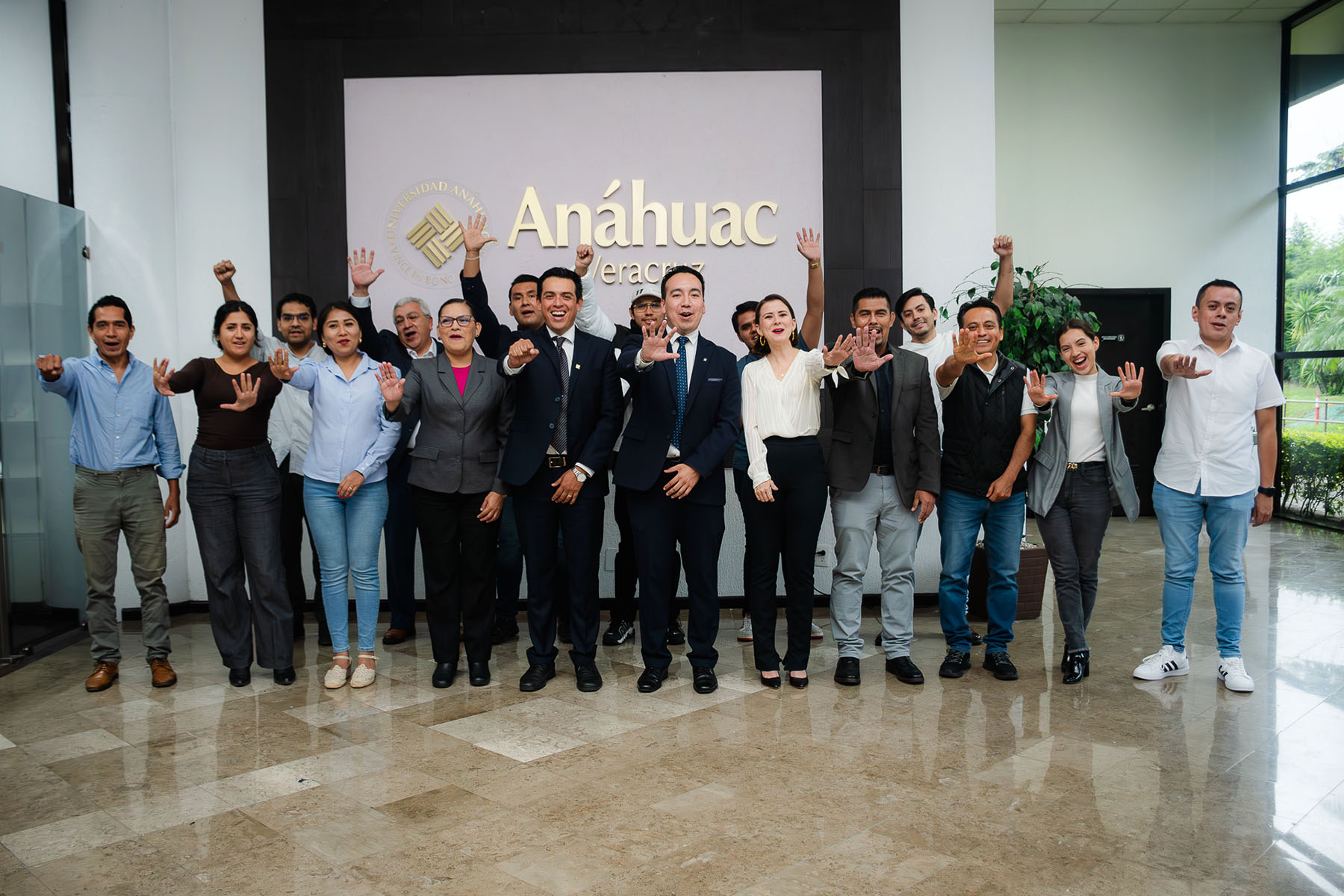 18 / 24 - Inicio de las Maestrías en Economía y Negocios y en Tecnologías de Información e