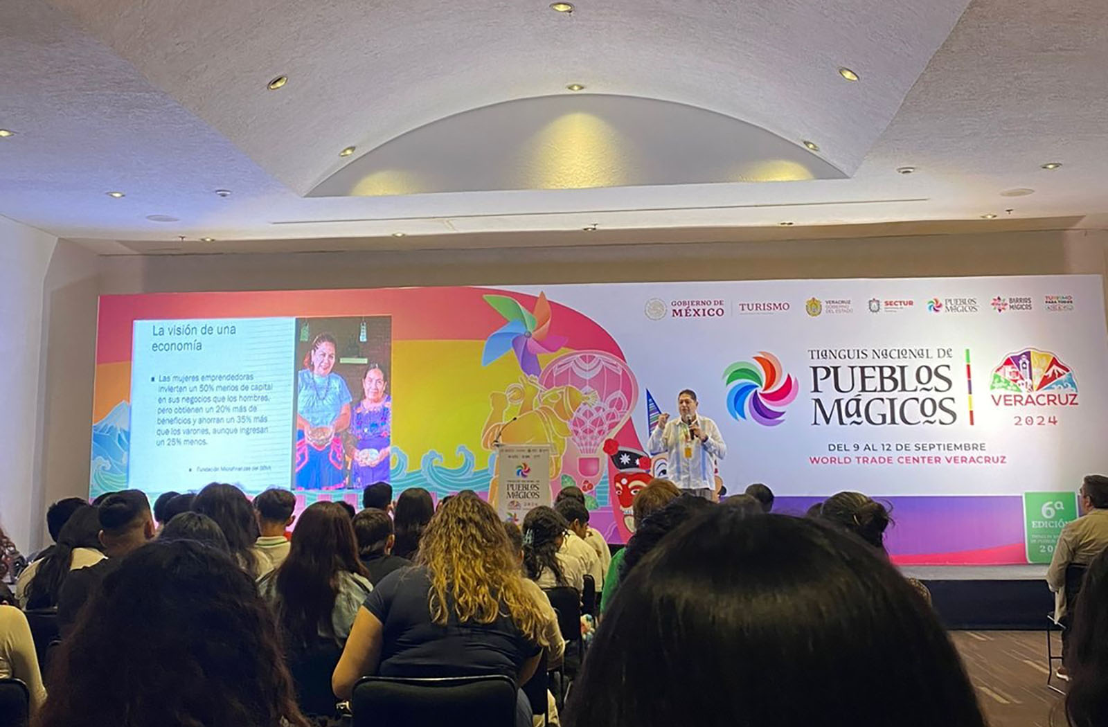 5 / 6 - Estudiantes de Turismo Internacional Asisten a la Sexta Edición del Tianguis Nacional de 5 / 6 - Estudiantes de Turismo Internacional Asisten a la Sexta Edición del Tianguis Nacional de