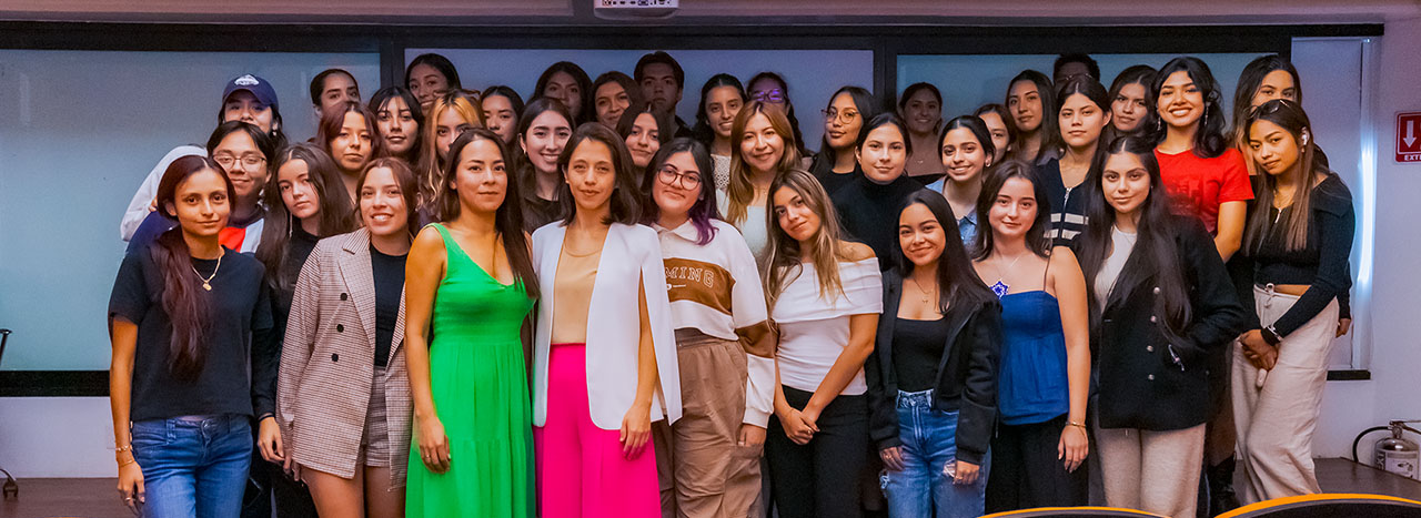 Visita de la Diseñadora Milagros Ancheita