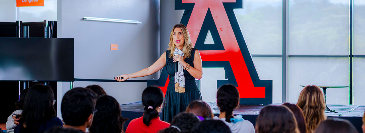 Visita de la Presidenta y Fundadora de la Asociación Que se Escuche Fuerte mi Grito AC
