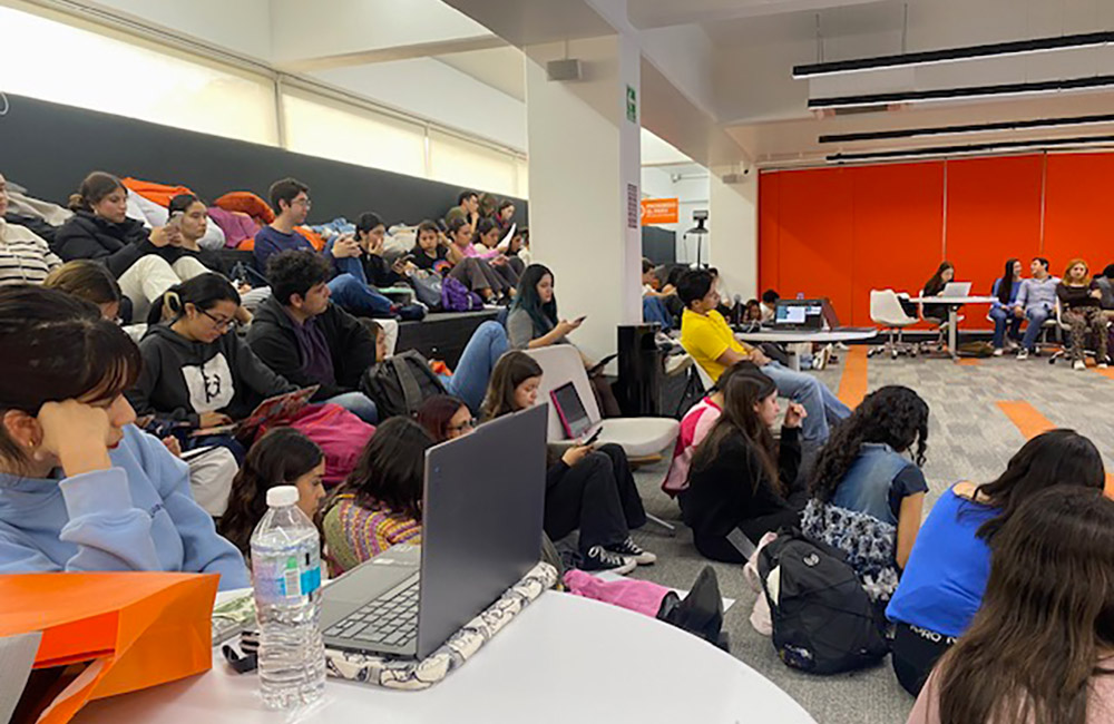 7 / 8 - Emprende Desde que Eres Estudiante 7 / 8 - Emprende Desde que Eres Estudiante