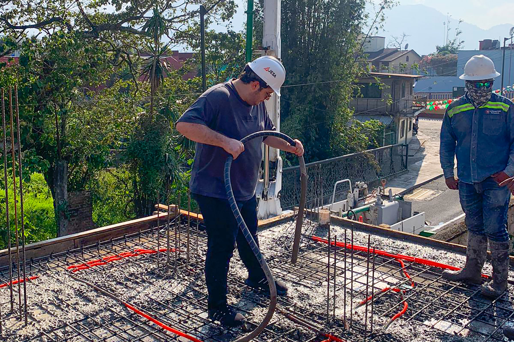 4 / 5 - Inmersión Temprana en Obra: Estudiantes Refuerzan su Formación Práctica 4 / 5 - Inmersión Temprana en Obra: Estudiantes Refuerzan su Formación Práctica