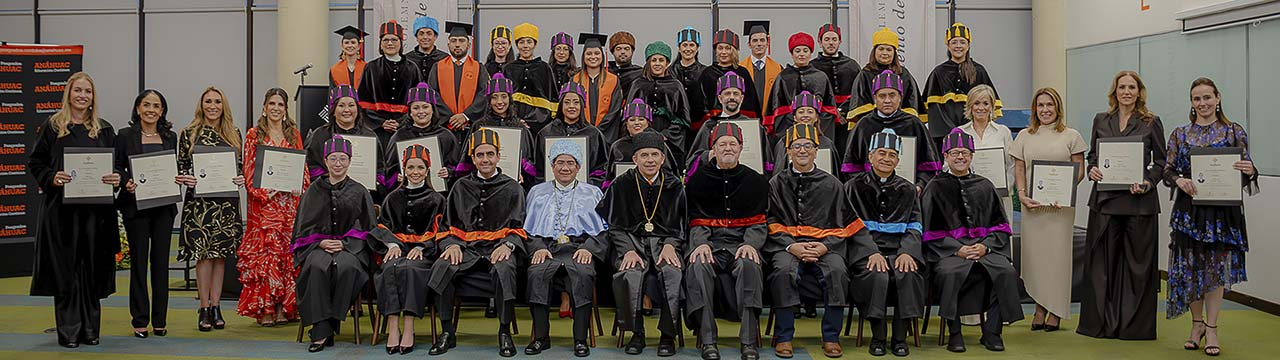 Ceremonia Solemne de Conferimiento de Grado
