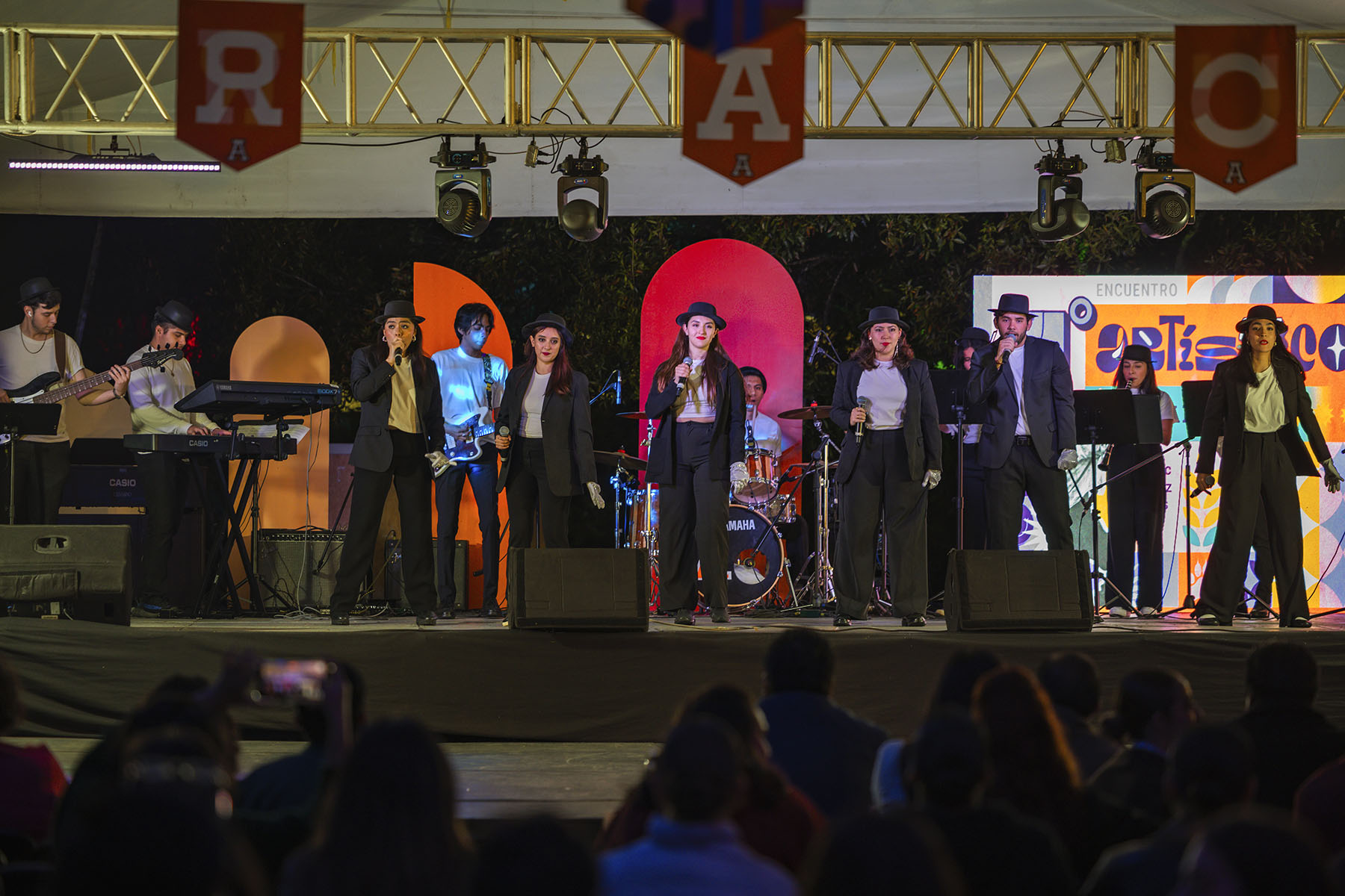 141 / 170 - Encuentro Artístico de la Red Anáhuac 2025: Concurso 141 / 170 - Encuentro Artístico de la Red Anáhuac 2025: Concurso