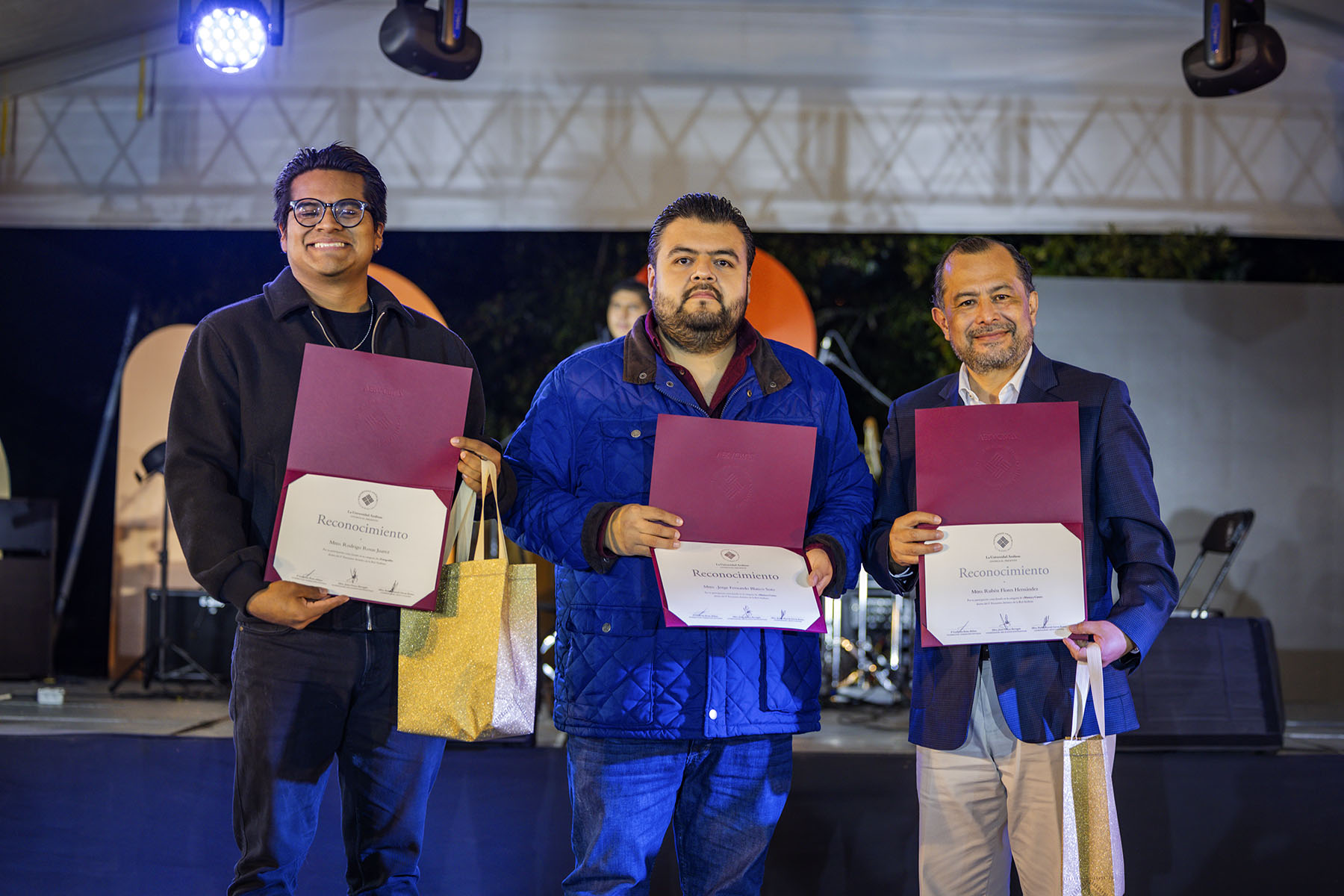 22 / 170 - Encuentro Artístico de la Red Anáhuac 2025: Concurso 22 / 170 - Encuentro Artístico de la Red Anáhuac 2025: Concurso