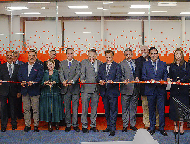 Inauguración del ID Center