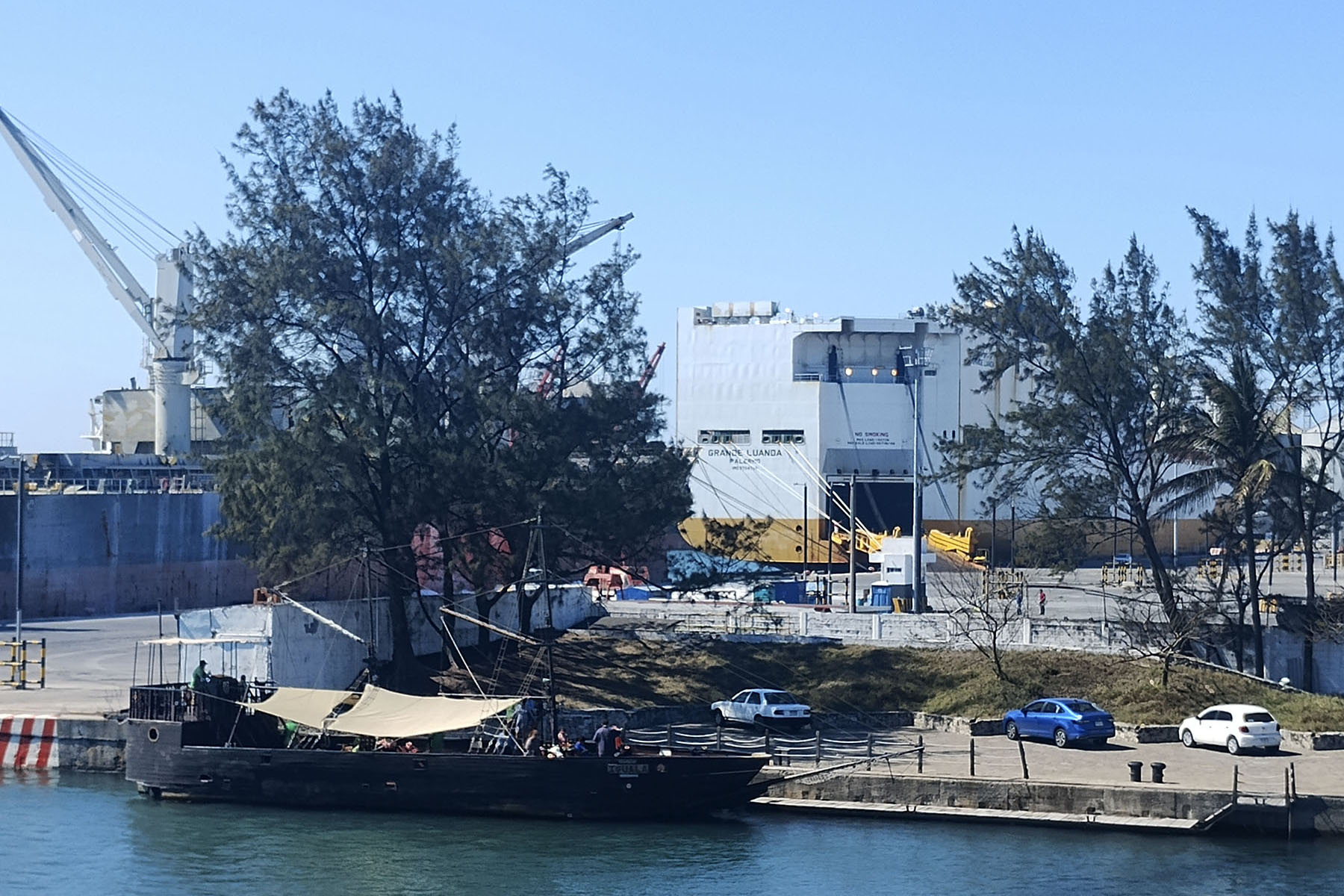 16 / 23 - Visita Académica al Instituto Oceanográfico del Golfo y Mar Caribe